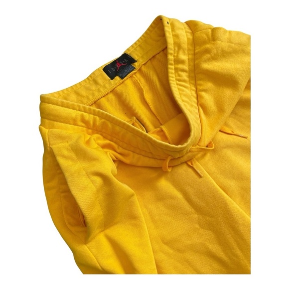 Nike Air Jordan Jumpman Air Fleece Men’s Size: Medium Color: Yellow - Picture 6 of 7